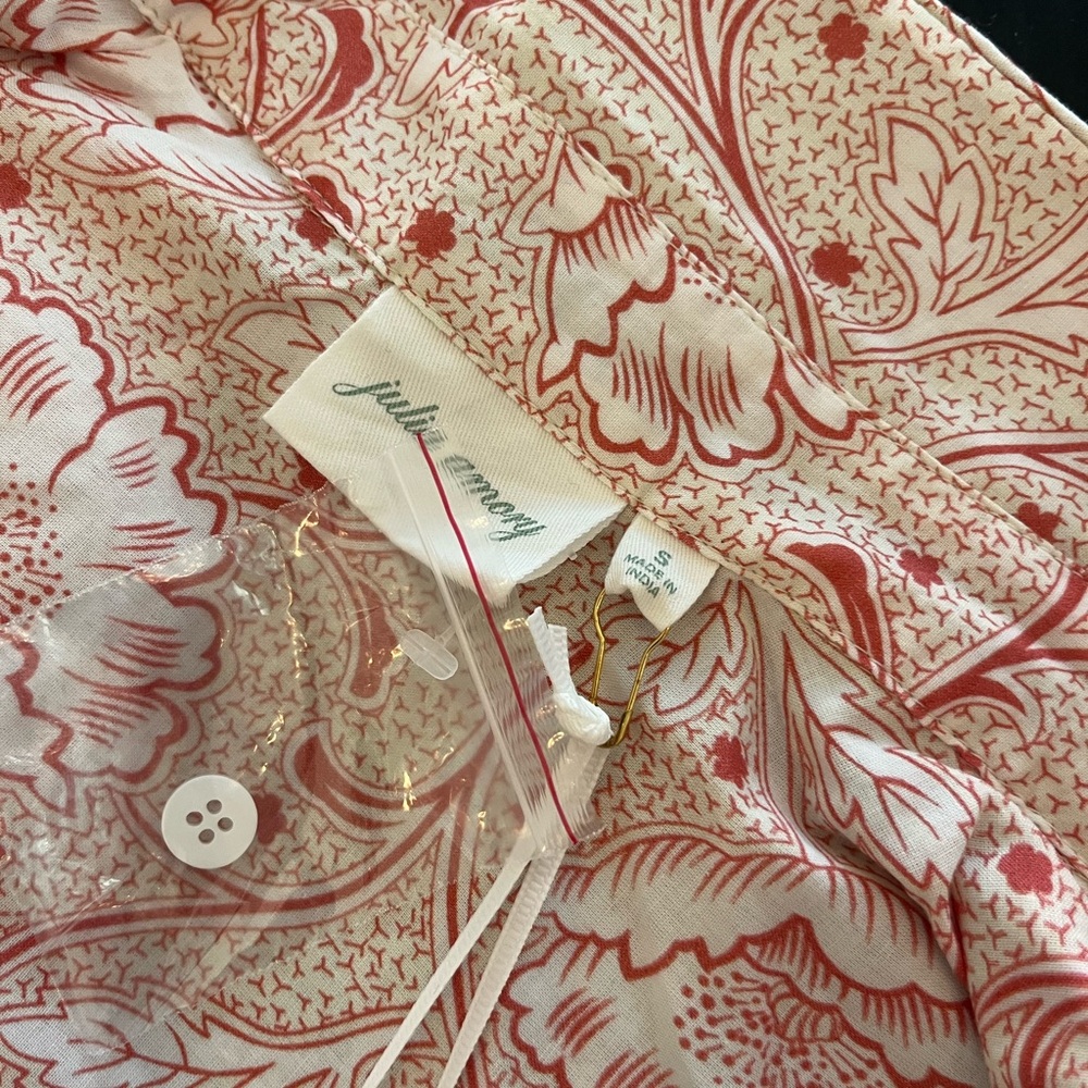 Julia Amory Pink and White Floral Pareo and Husband Shirt Set - Picture 2 of 4